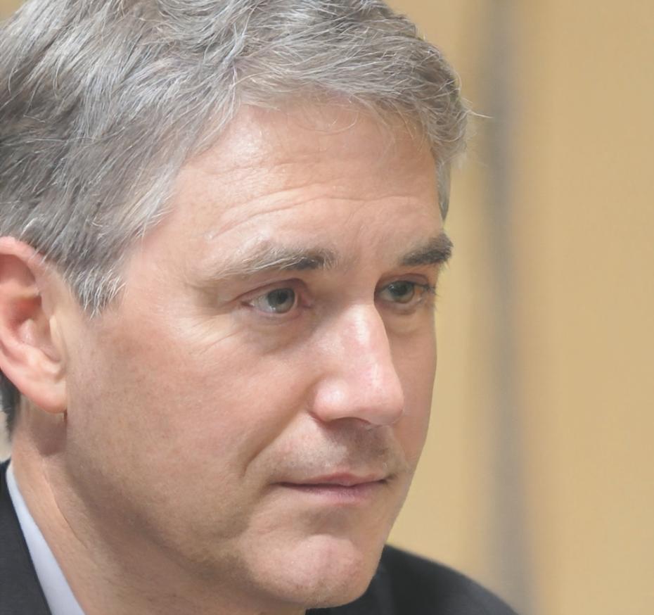 Adrian Grigorescu, analist financiar